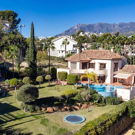 Luxury Villa Robledal By Mabiente - Views Of The Sea And The Golf Course Marbella Eksteriør bilde
