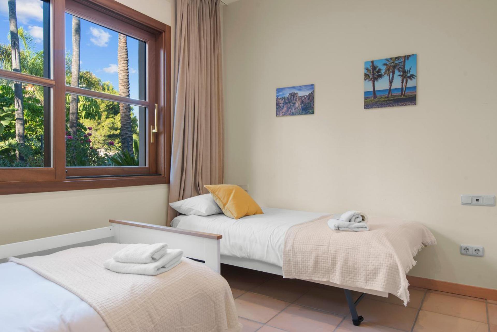 Luxury Villa Robledal By Mabiente - Views Of The Sea And The Golf Course Marbella Eksteriør bilde