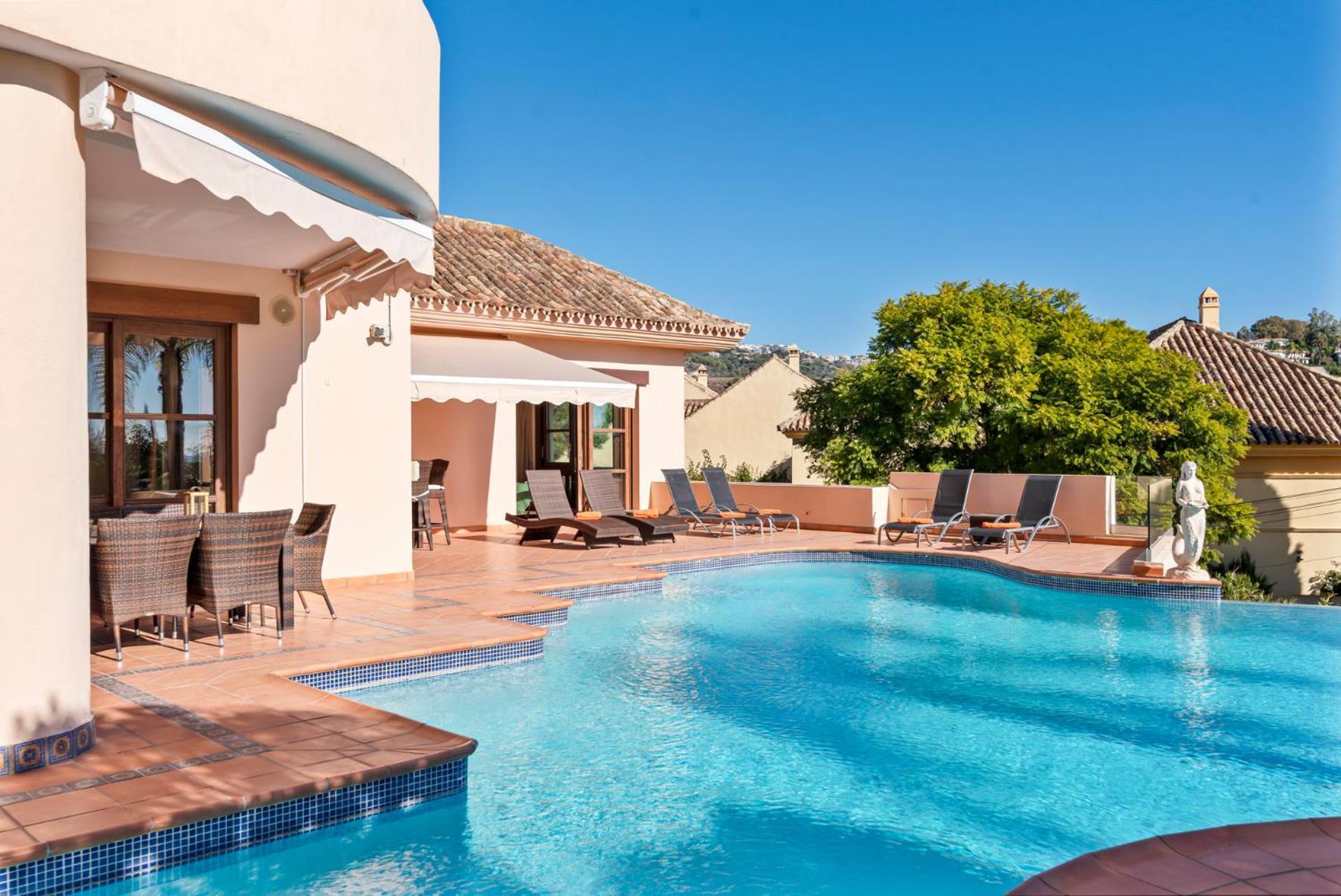 Luxury Villa Robledal By Mabiente - Views Of The Sea And The Golf Course Marbella Eksteriør bilde