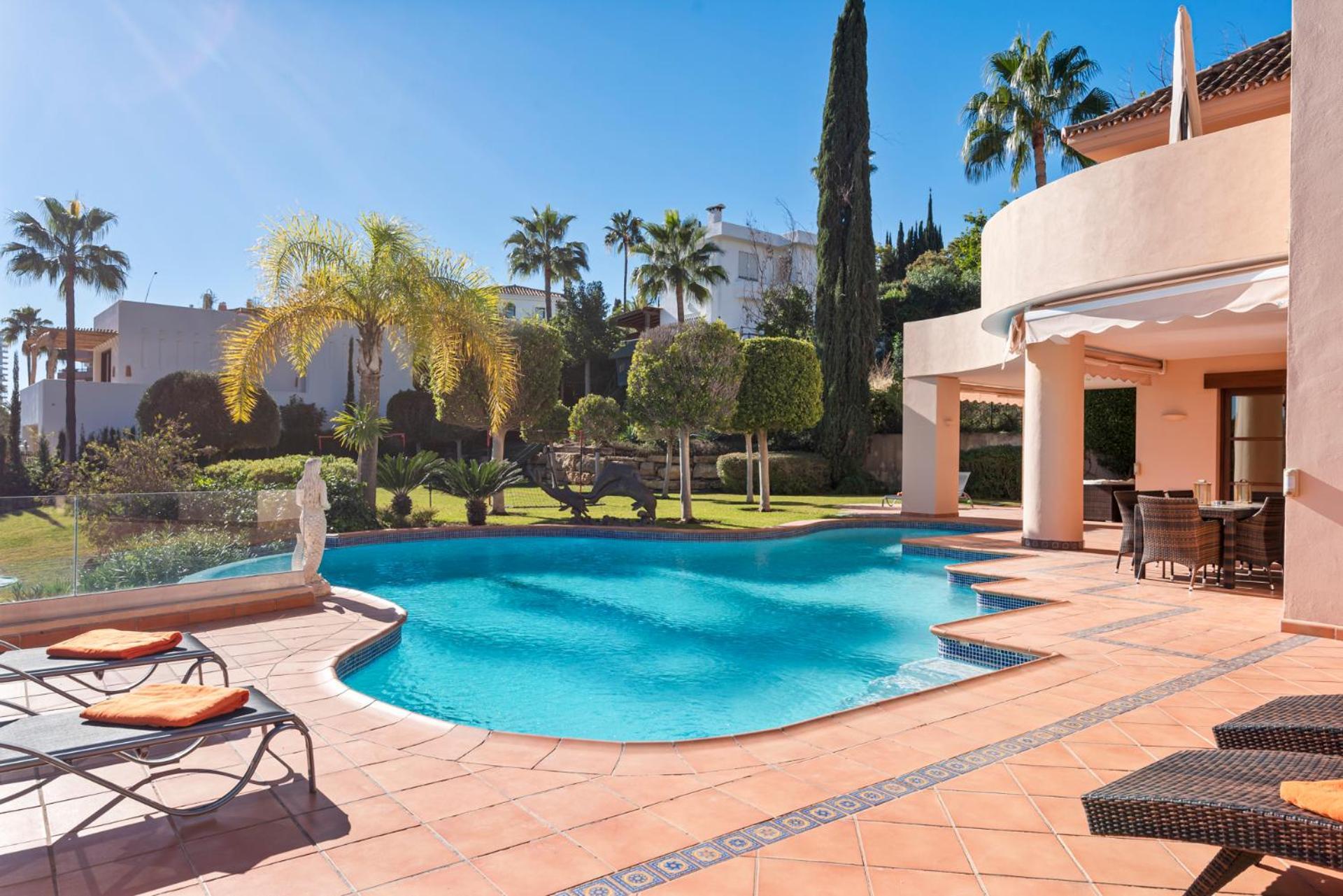 Luxury Villa Robledal By Mabiente - Views Of The Sea And The Golf Course Marbella Eksteriør bilde